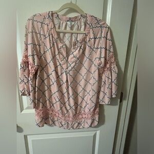 Crown & Ivy ladies blouse